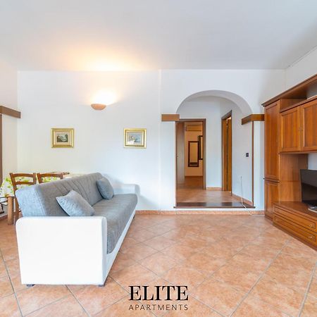 B&B My Home Al Centro Di Олбия Екстериор снимка