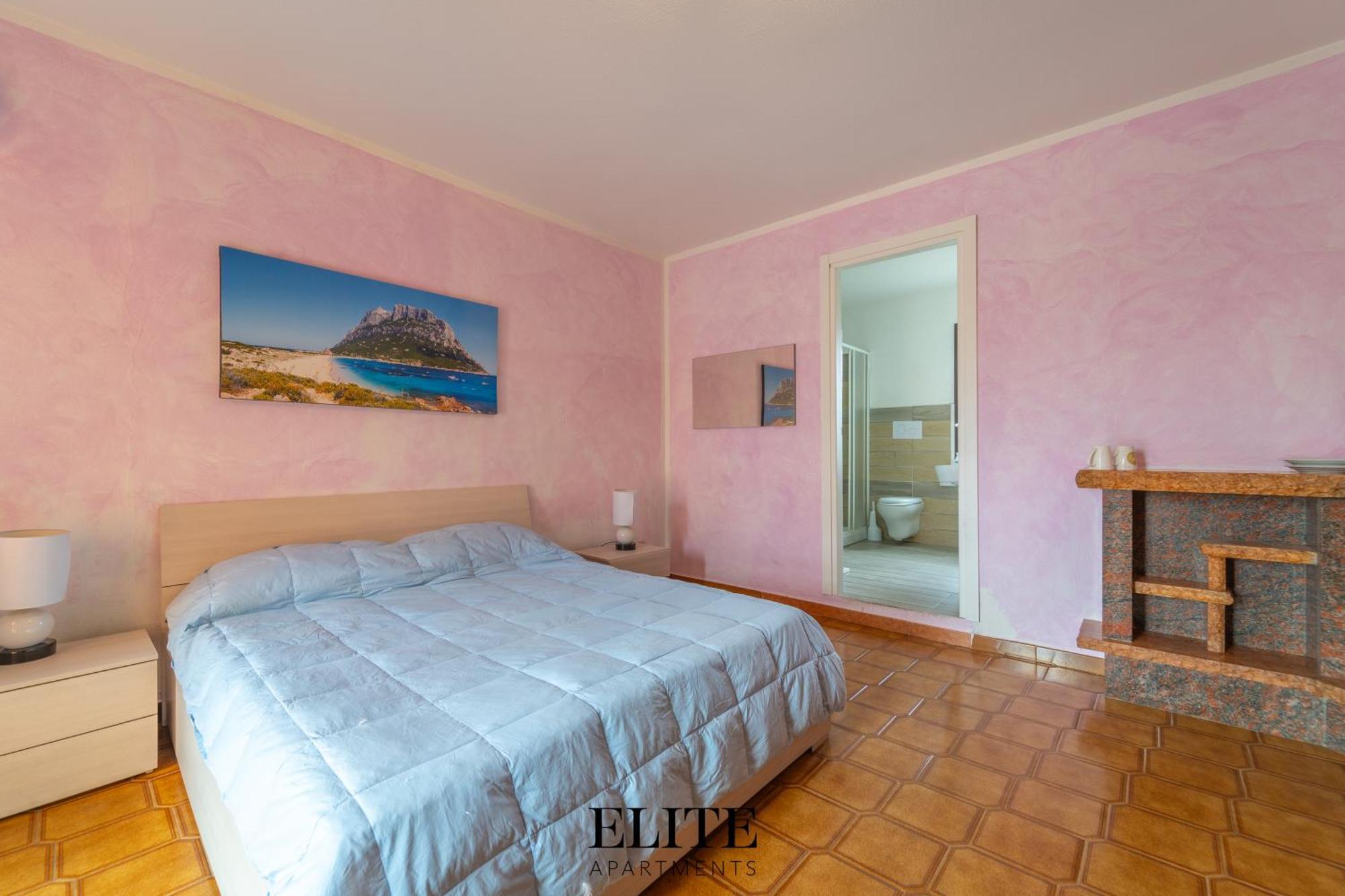 B&B My Home Al Centro Di Олбия Екстериор снимка